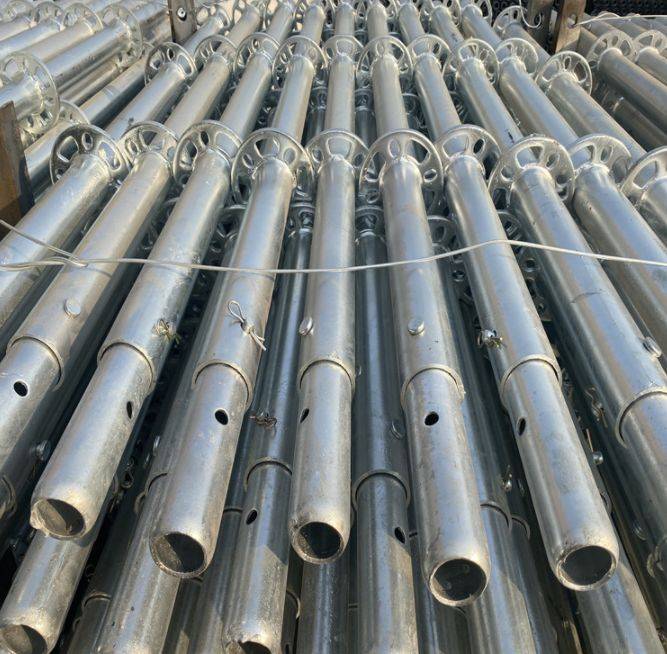 為什么盤扣腳手架比扣件式鋼管腳手架貴了2倍？ (圖2)